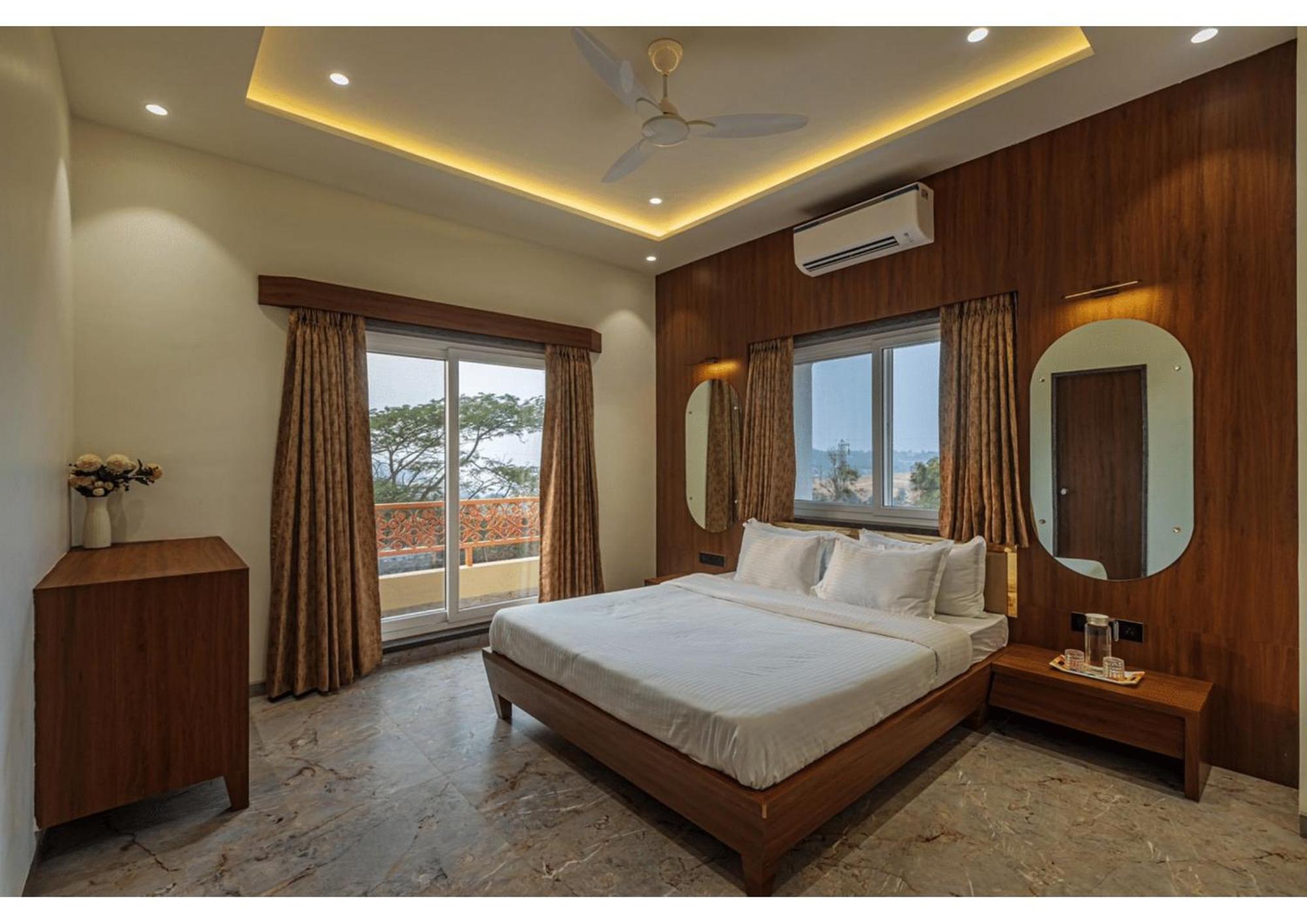 Mountain Glory 8Bhk By Tensorstays, Pool & Theater Igatpuri Kültér fotó
